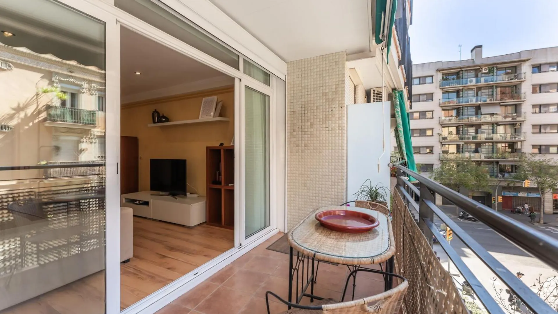 Opening Doors Camp Nou Apartman Barcelona
